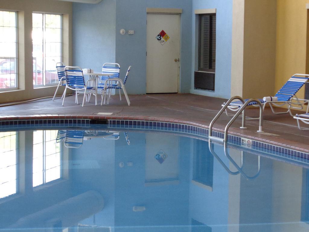 Americinn By Wyndham Johnston Des Moines Urbandale Eksteriør bilde