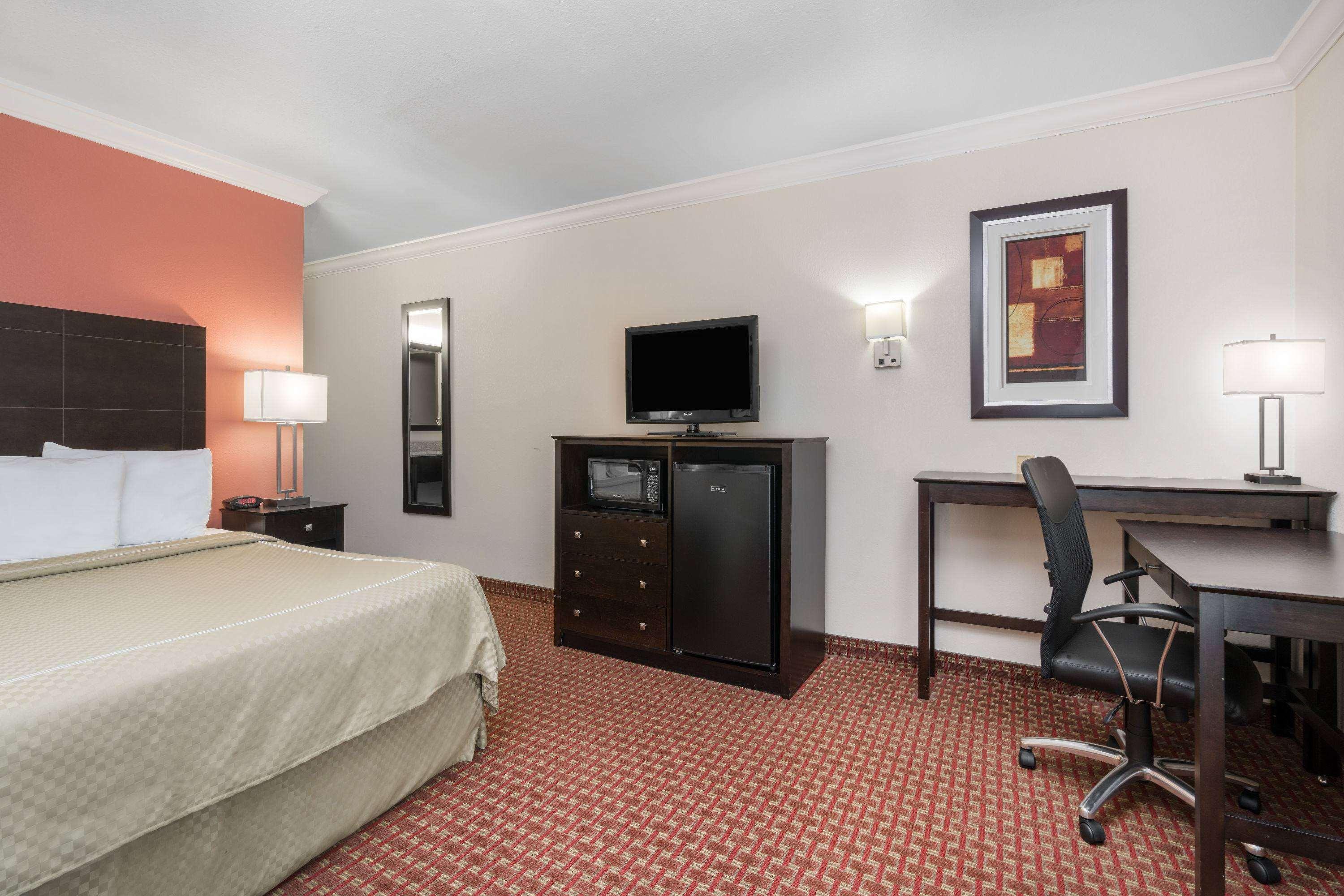 Americinn By Wyndham Johnston Des Moines Urbandale Eksteriør bilde