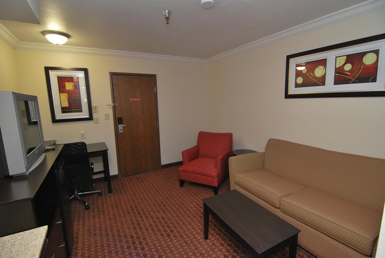 Americinn By Wyndham Johnston Des Moines Urbandale Eksteriør bilde